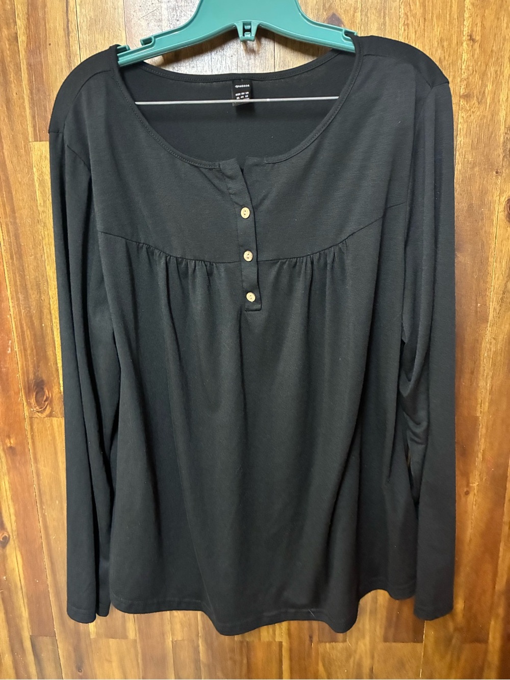 Ranlege Women’s Black Long-Sleeve Button Henley Top (XL)